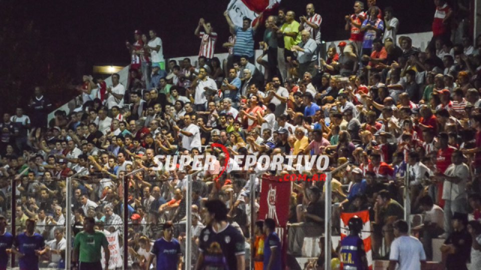 Atlético Paraná superó por 2-0 a Sportivo Patria de Formosa.