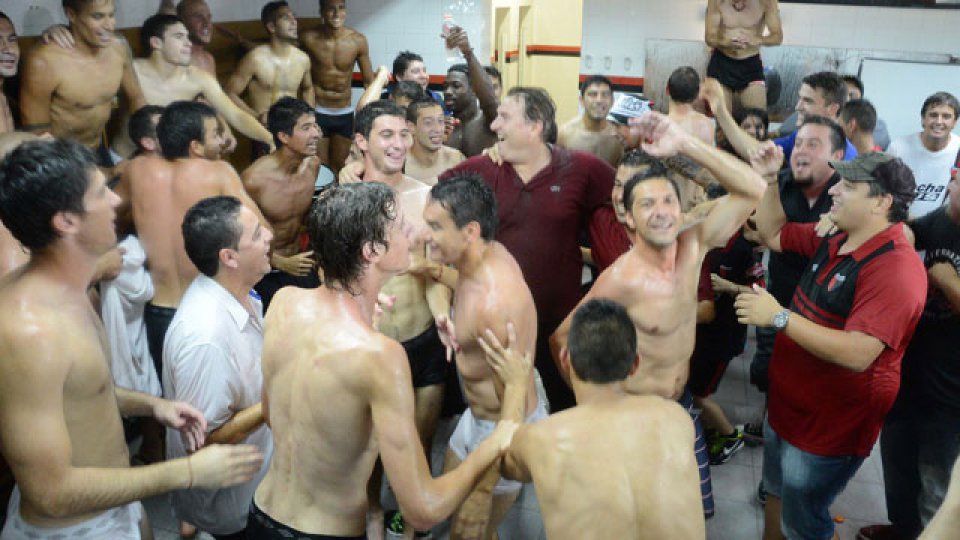 El Sabalero vuelve a Primera tras seis meses en el ascenso.