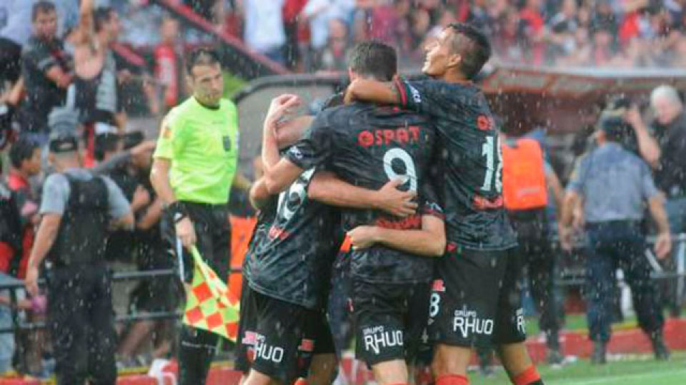 El Sabalero vuelve a Primera tras seis meses en el ascenso.