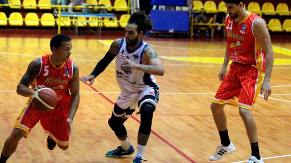 Echagüe perdió en suplementario y cerró el año con una derrota.