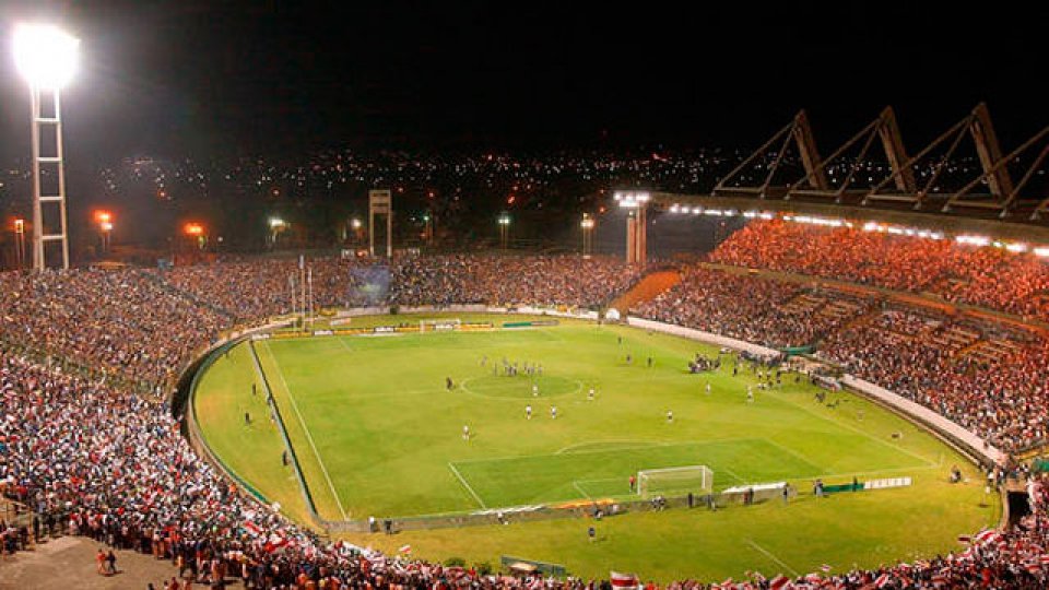 Estadio repleto para el primer River - Boca del año.