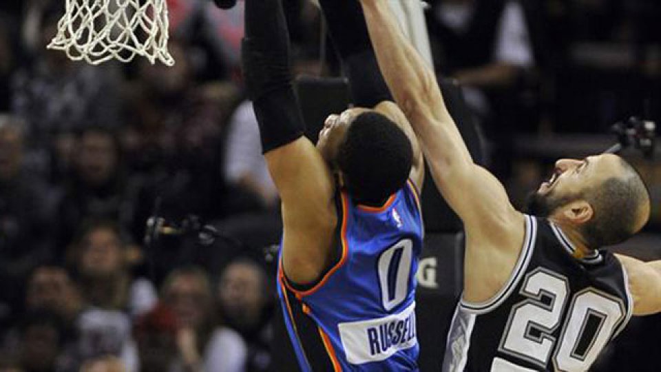 Manu jugó su partido 1.000 en la NBA.