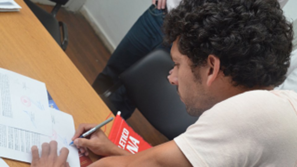 Ekkert seguirá en la B Nacional en el Gato. (Foto: La Fiesta del Fútbol).