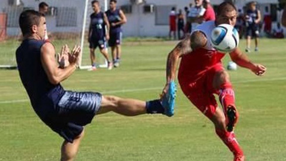 El Gato y el Tatengue se preparan.