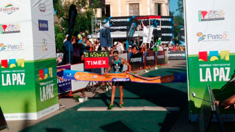 Tellechea corona el triatlón de La Paz