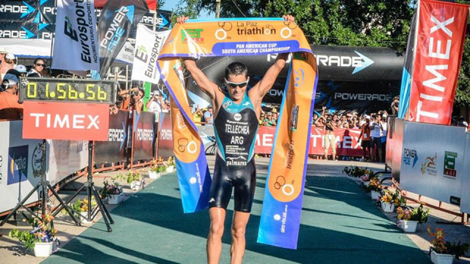 Tellechea corona el triatlón de La Paz