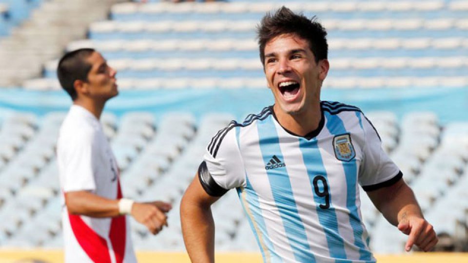 Gio Simeone es el goleador del torneo con 7 tantos.