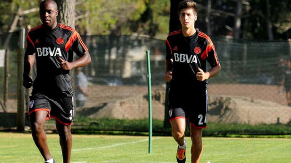 Balanta trotando en la práctica. Su futuro estaría en San Pablo.