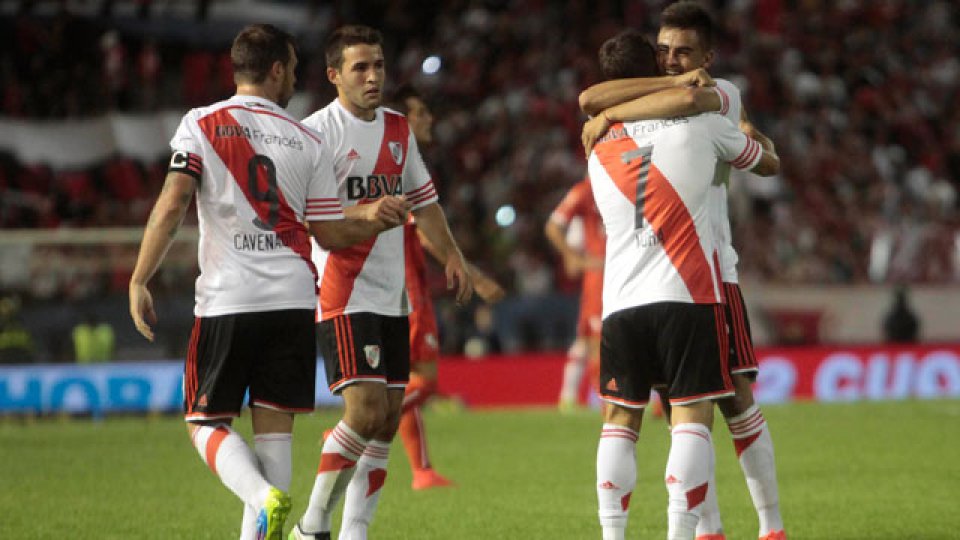 River aplastó a Independiente para quedarse con la Copa de Oro.