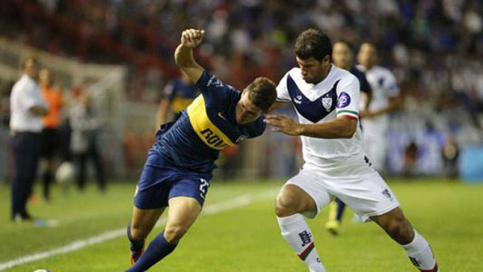 BOCA. Le ganó a Vélez y se metió en la Copa.