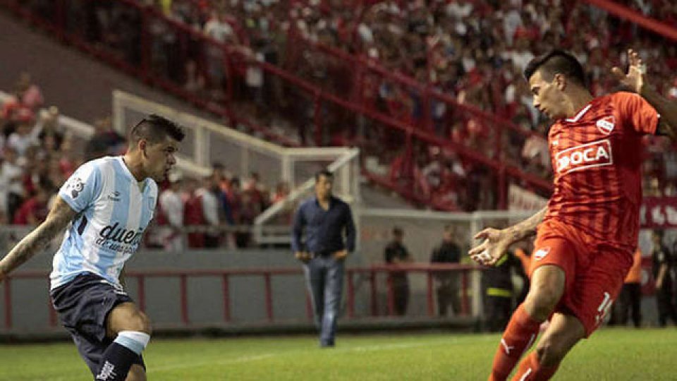 En Mar del Plata, Racing le ganó a Independiente.