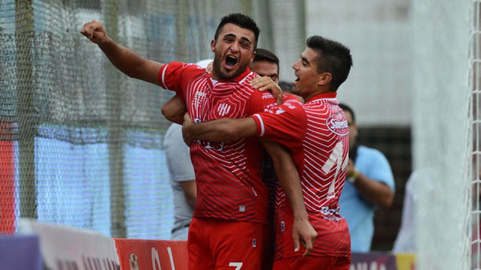 El Tatengue comenzó con un triunfo en el torneo.