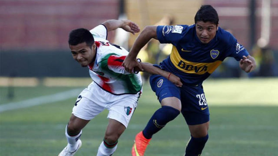 Boca aprovechó una contra y lo liquida en Chile.