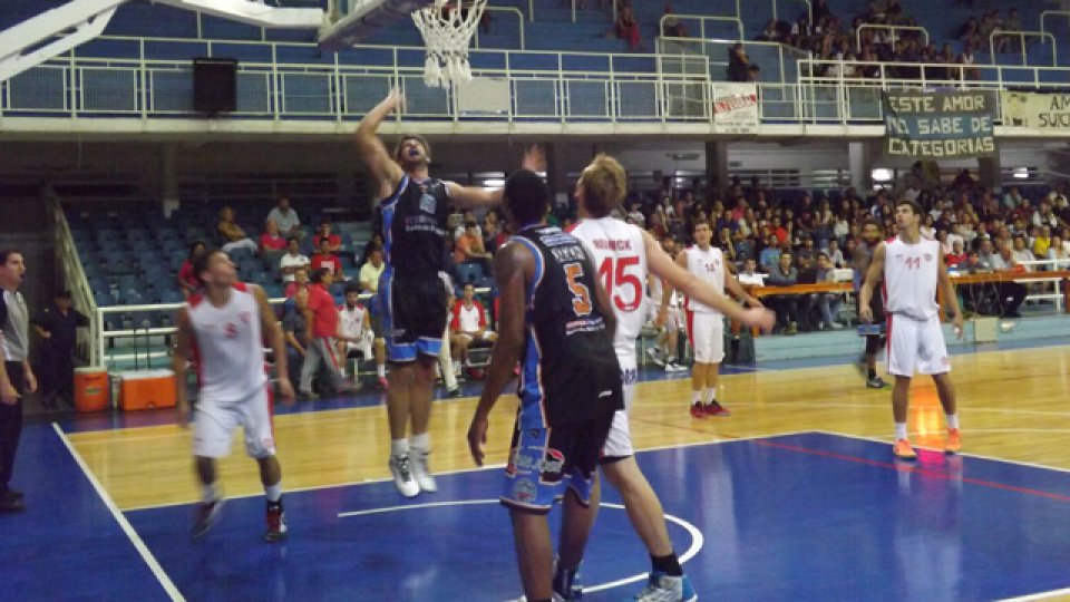 Echagüe volvió a ganarle a Unión.