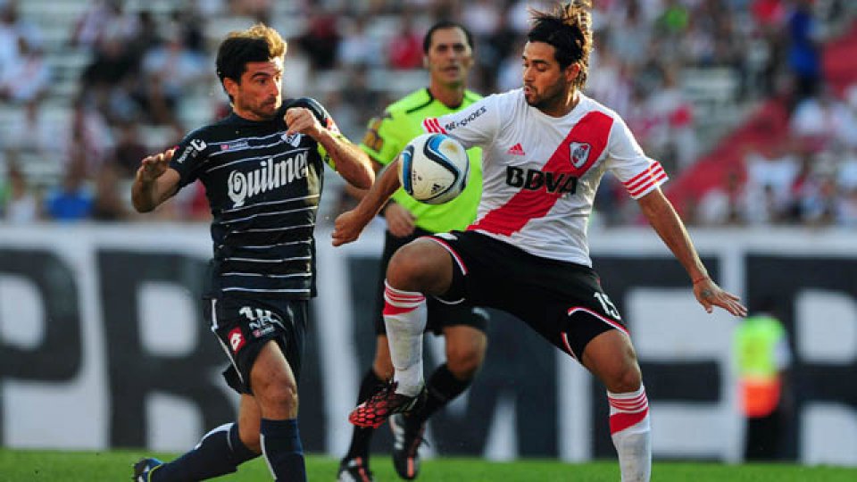 River quiere trepar a la cima del torneo.