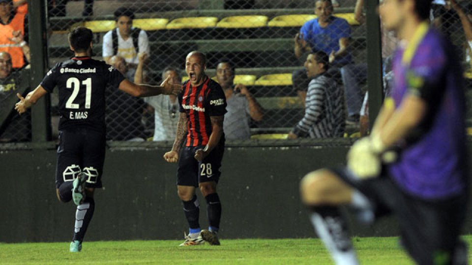 Mussis empató con un zurdazo.