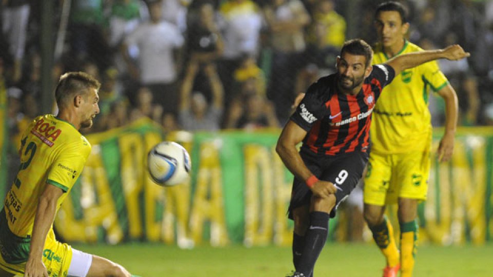 Martín Cauteruccio desniveló para el Ciclón.