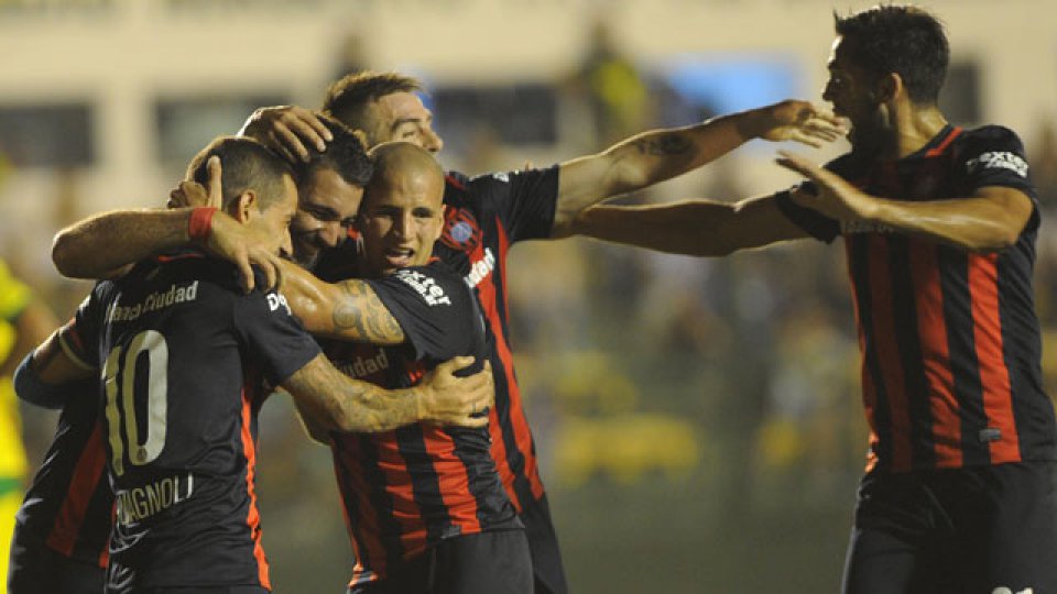 San Lorenzo le gana a Defensa y Justicia por 2-1.