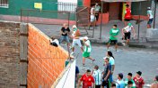Otra vez los violentos: incidentes y once policías heridos en Laferrere