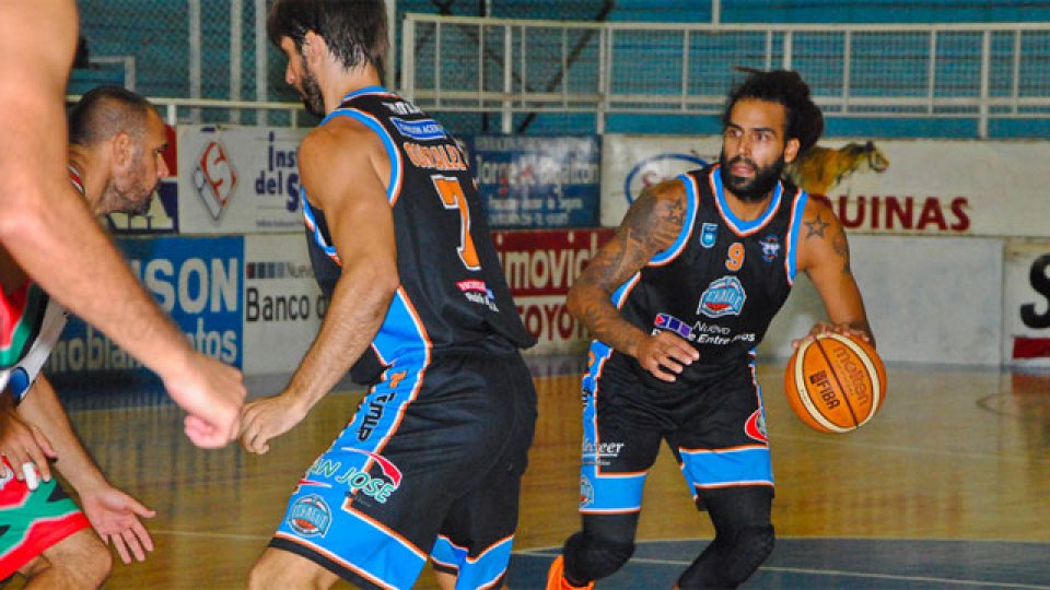 Echagüe superó en su estadio a Tiro Federal.