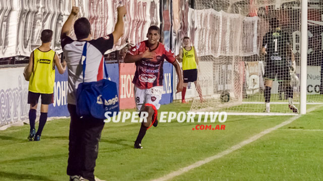 Patronato venció 2 a 0 a Estudiantes de San Luis y alcanzó su primera victoria.