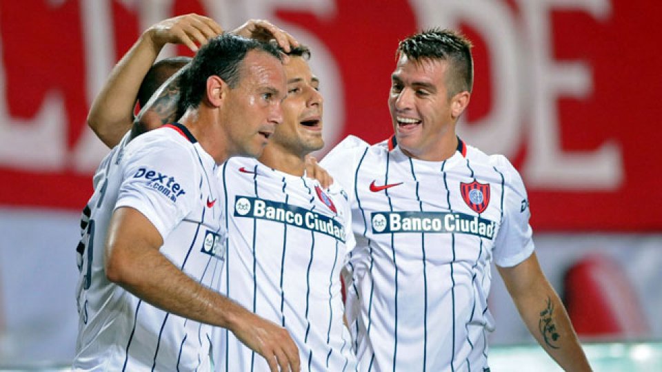 San Lorenzo le ganó a Estudiantes en La Plata.