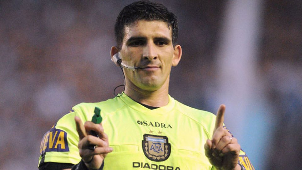 Andres Merlos reemplazará a Darío Herrera, quien se encuentra en Paraguay.