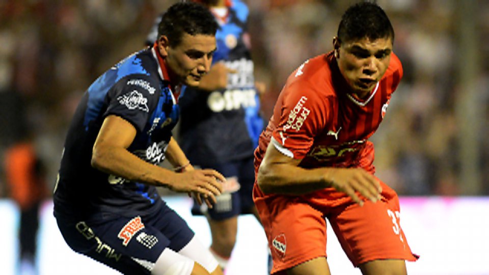 Unión mantuvo el invicto, el Rojo no levanta.