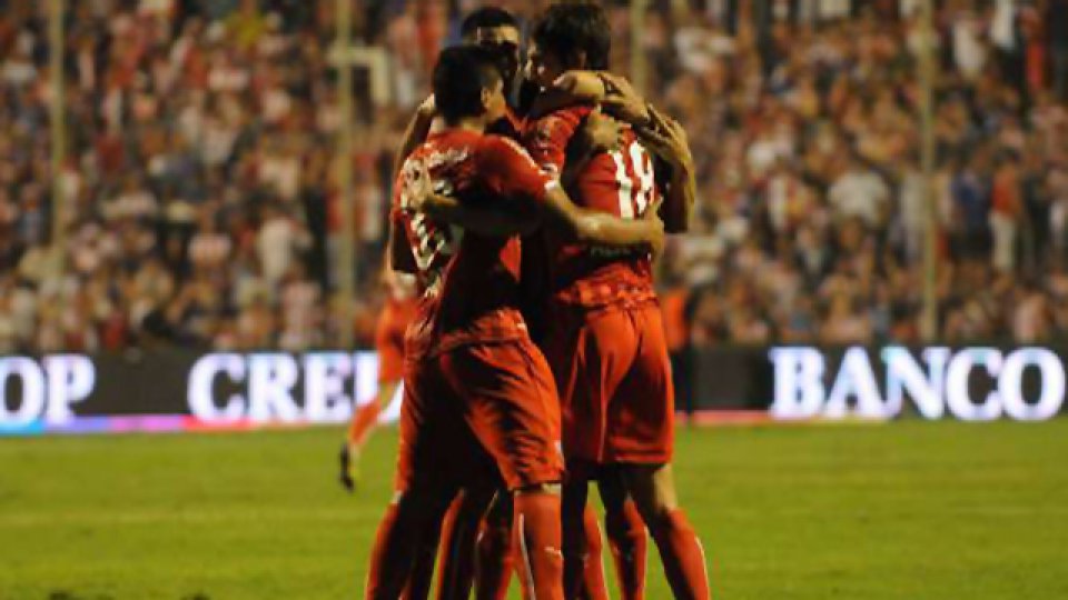 Unión mantuvo el invicto, el Rojo no levanta.