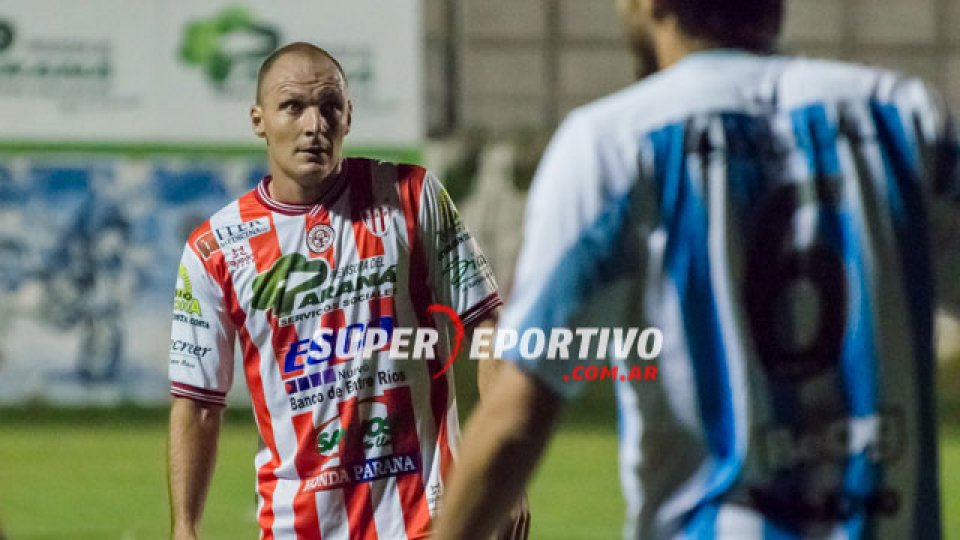 Atlético Paraná igualó con Atlético Tucumán en el Pedro Mutio.