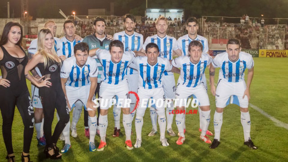 Atlético Paraná igualó con Atlético Tucumán en el Pedro Mutio.