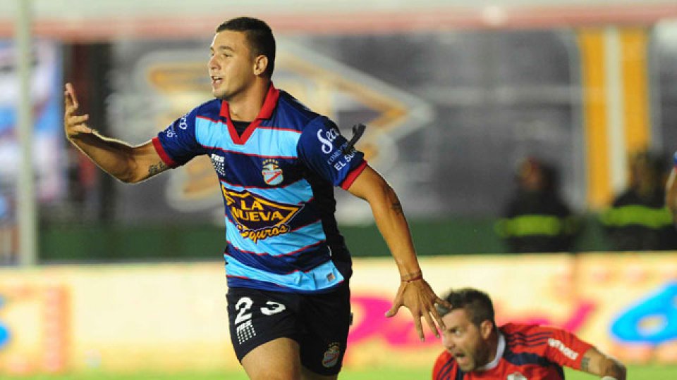 River logró un agónico empate en Sarandí.