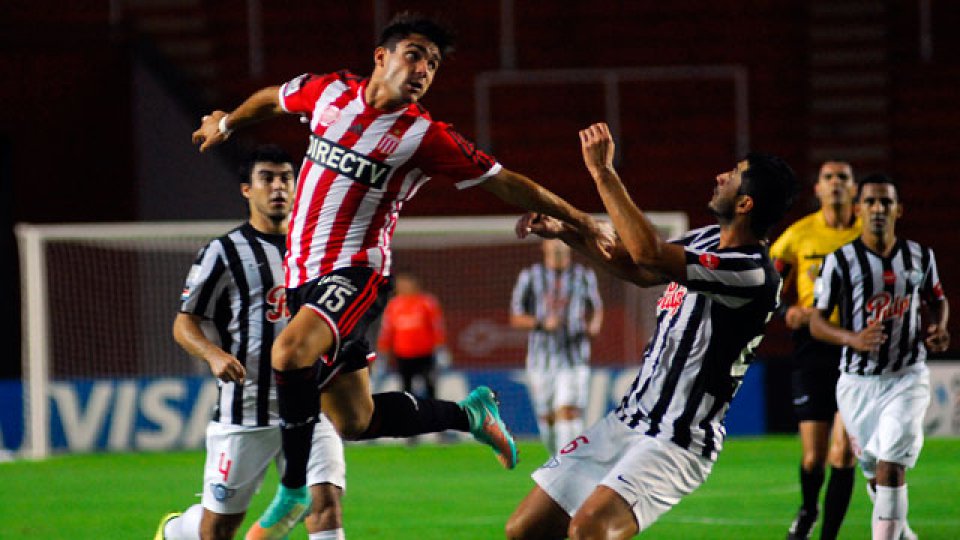 El Pincha se impuso 1-0 sobre Libertad.