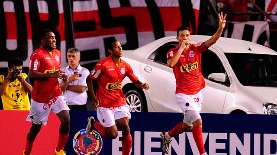 River no pudo liquidar y Juan Aurich lo empató.