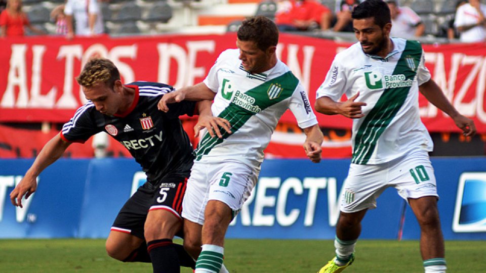 En el último suspiro, Banfield consiguió robarle el triunfo a Estudiantes.