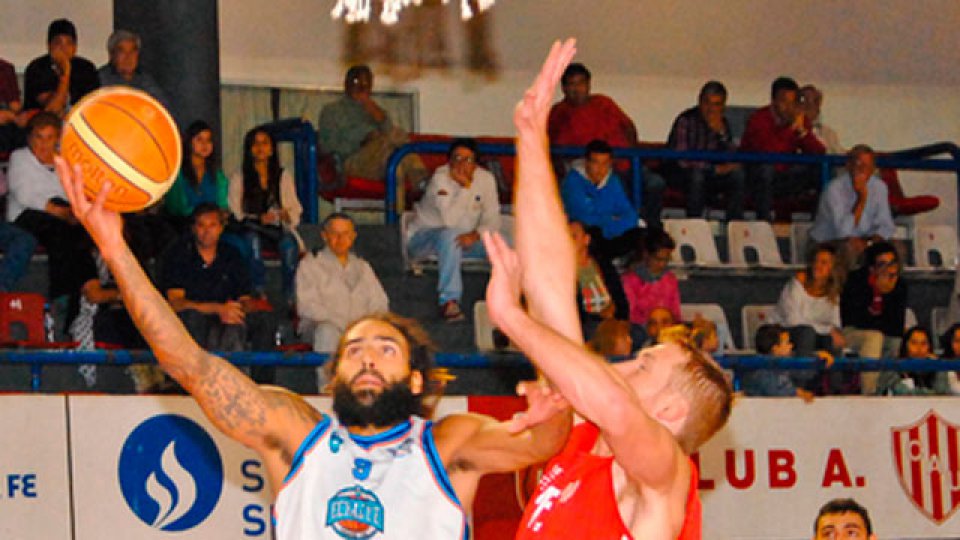 Echagüe no pudo con Unión en Santa Fe.