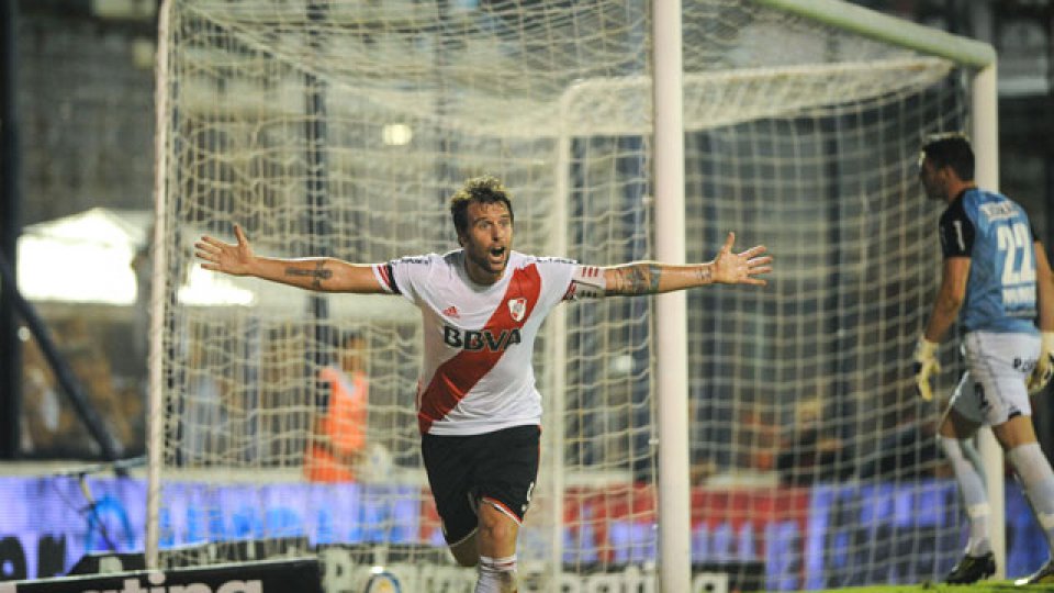 El Millonario venció a Gimnasia por 3-2 en La Plata.