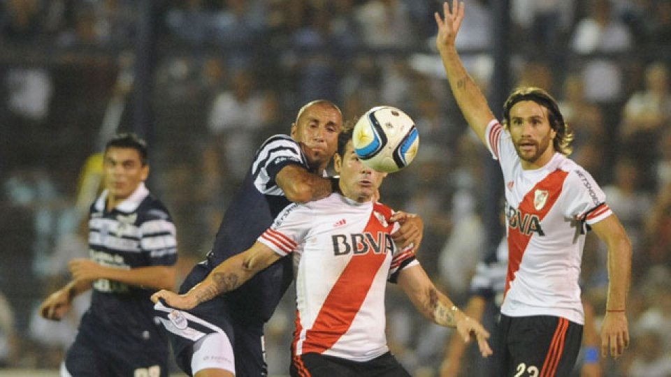 El Millonario venció a Gimnasia por 3-2 en La Plata.