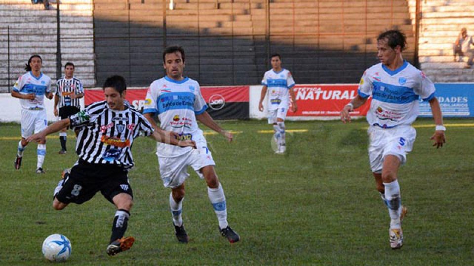 El Lobo todavía no pudo ganar en el torneo.