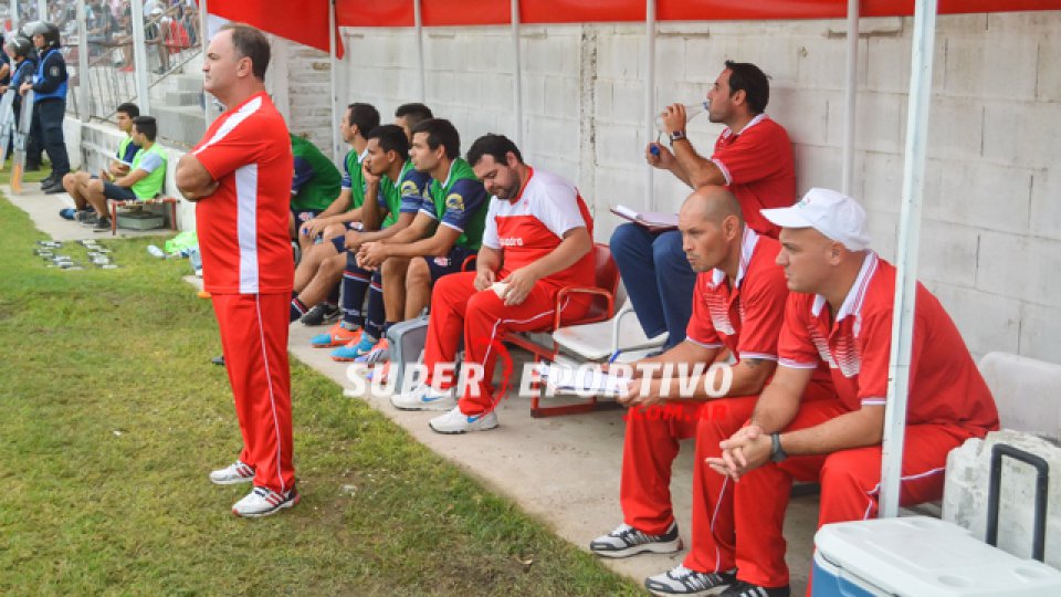El Gato consiguió un importante triunfo de local.
