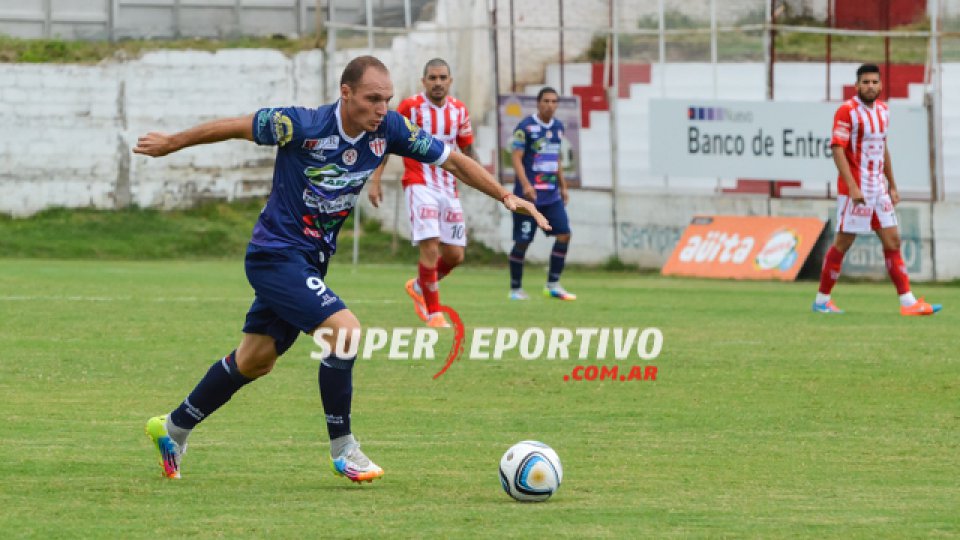 El Gato consiguió un importante triunfo de local.