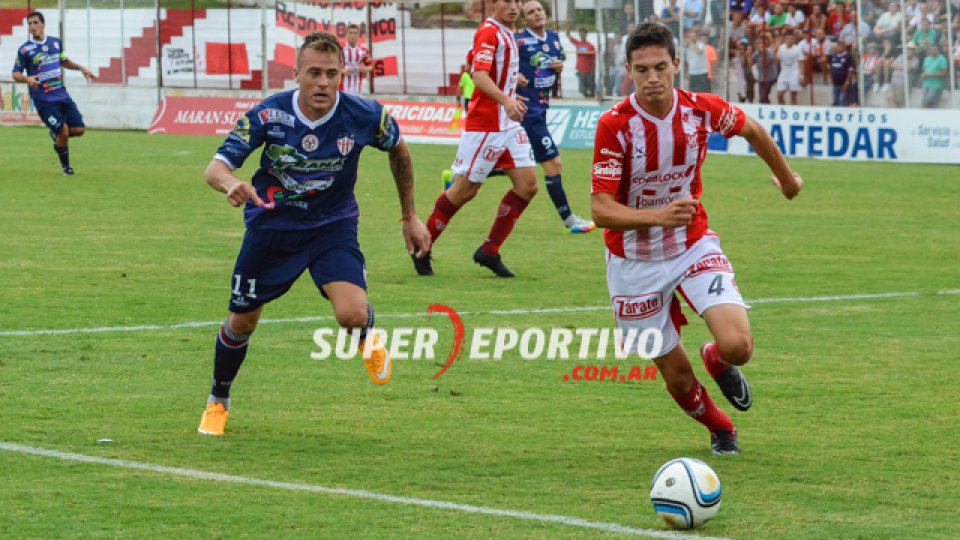 El Gato consiguió un importante triunfo de local.