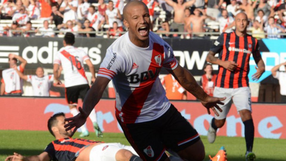 La Banda ganó y subió a la cima de la tabla de posiciones.