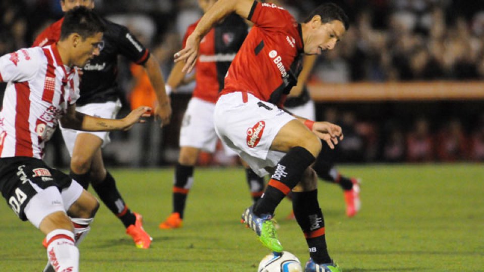 La &quot;Lepra&quot; le cortó el invicto a Unión.