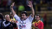 Diego Maradona fue la gran figura del partido por la paz en Colombia