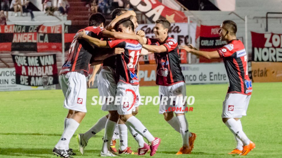 Las fotos de Patronato y Central Córdoba.