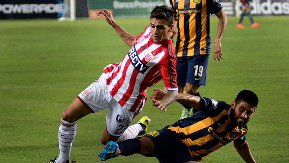 Central salvó un punto en La Plata.