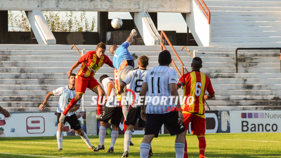 El Pingüi perdió y se despidió del Torneo Federal C.