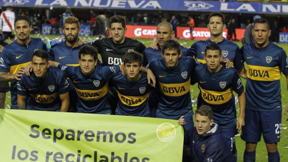 La formación de Boca en el Superclásico.