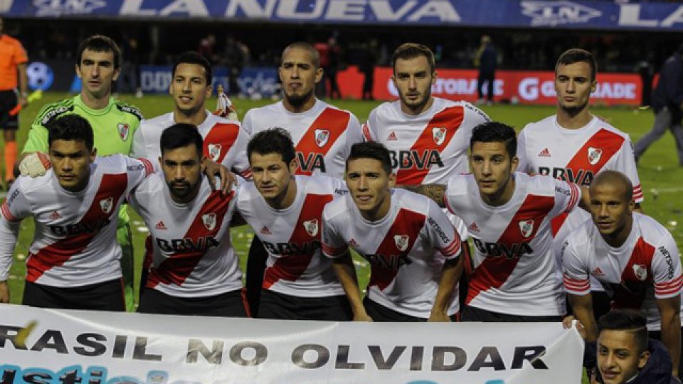 La formación de River en el Superclásico.